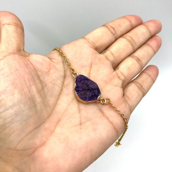 Druzy Agate Bracelet • Gold Plated Stainless Steel - Picture 5 of 8